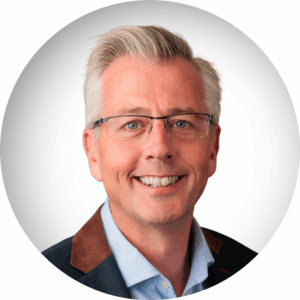 Simon Turner headshot